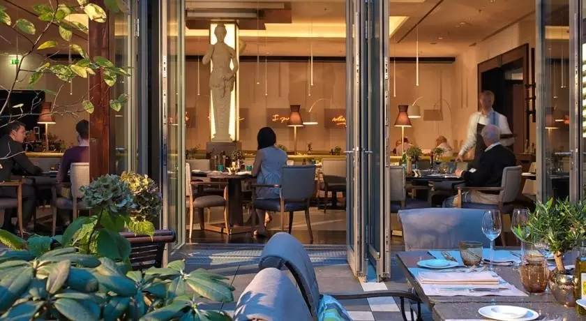 欧洲最值得住的奢华酒店,欧洲的酒店价格表