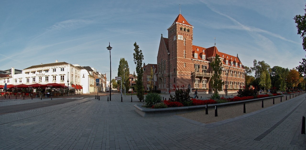 过气的服装批发市场,过气的商业综合体