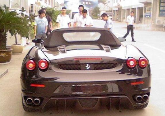 富可敌国可不是说说，盛泽到底多有钱，玛莎拉蒂，牌照：5个5