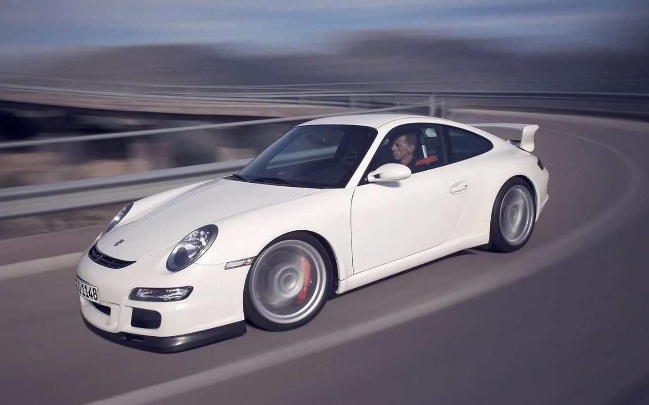 法拉利跑车漂移,法拉利跑车玩漂移