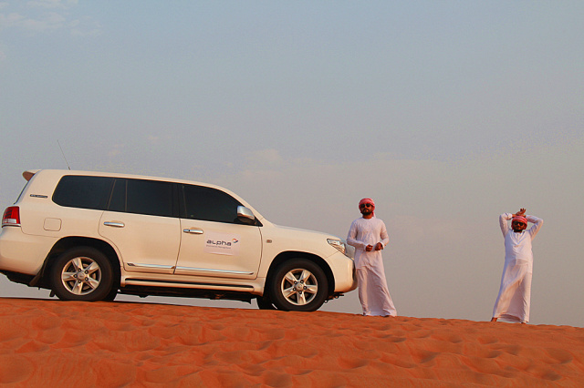 去迪拜旅游流程攻略,去迪拜旅游的朋友讲讲攻略