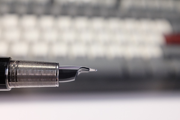 万宝龙montblancm146冰川蓝钢笔,montblanc万宝龙m系列中性墨水笔