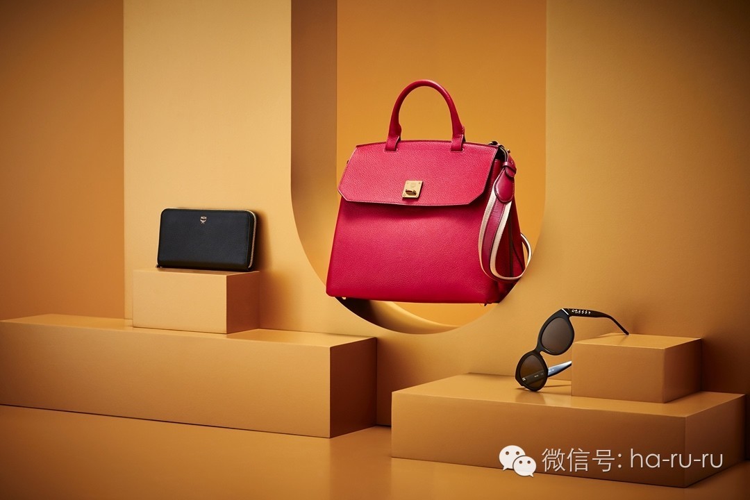 mcm的包包应该怎么搭配,mcm包包穿搭