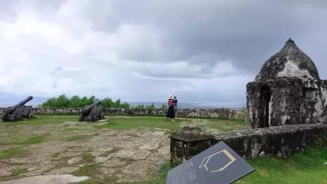 这里买一线大牌比香港便宜3成！风景还很美！