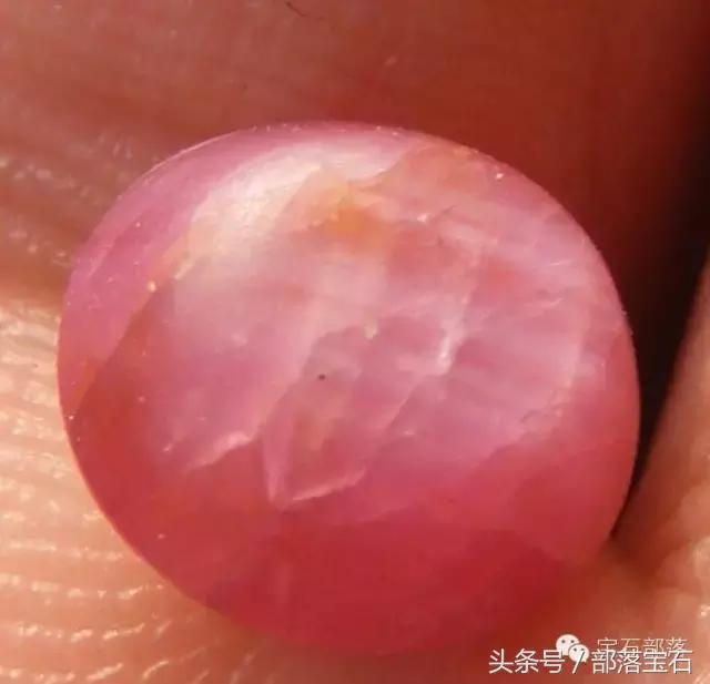 破损锆石怎么利用,戒指宝石破损怎么磨平