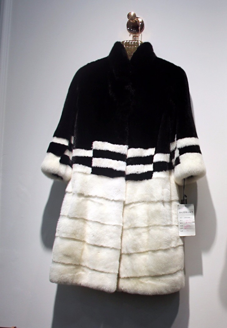 海宁皮革城男士皮衣服,海宁皮革城男士衣服