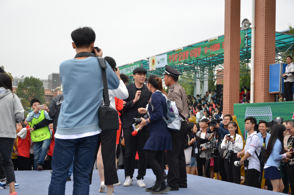 横店首届篮球赛,横店体育运动馆篮球赛