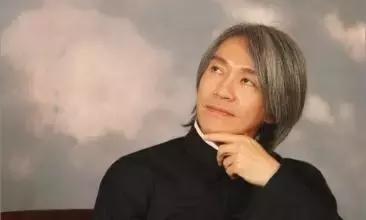 周星驰电影爱国片段,为什么周星驰每个镜头都很经典