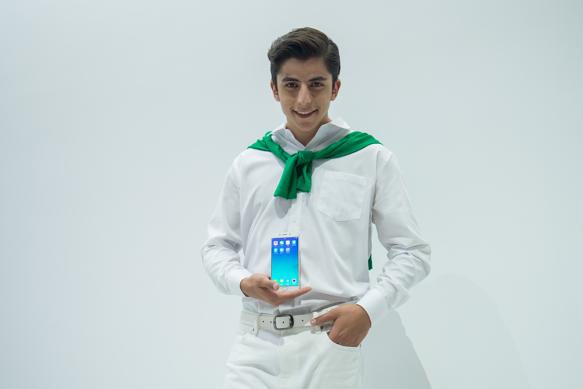 拍照时突然有惊喜,oppor9s拍照怎么样