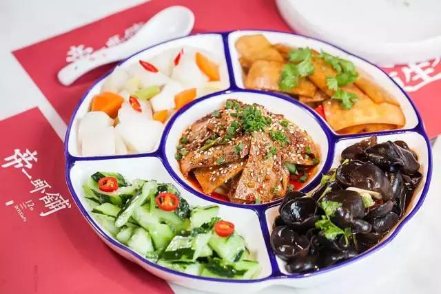 老板壕打5.8折，​全年无休摄魂小龙虾，逼爆头我都要吃到Ta