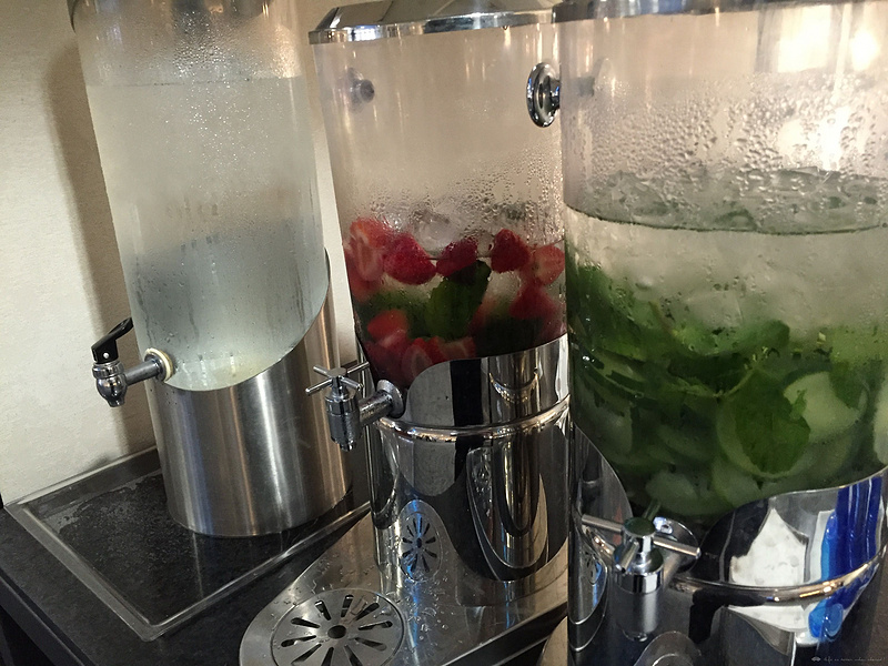 美联航头等舱：欧若拉女神眷顾之旅