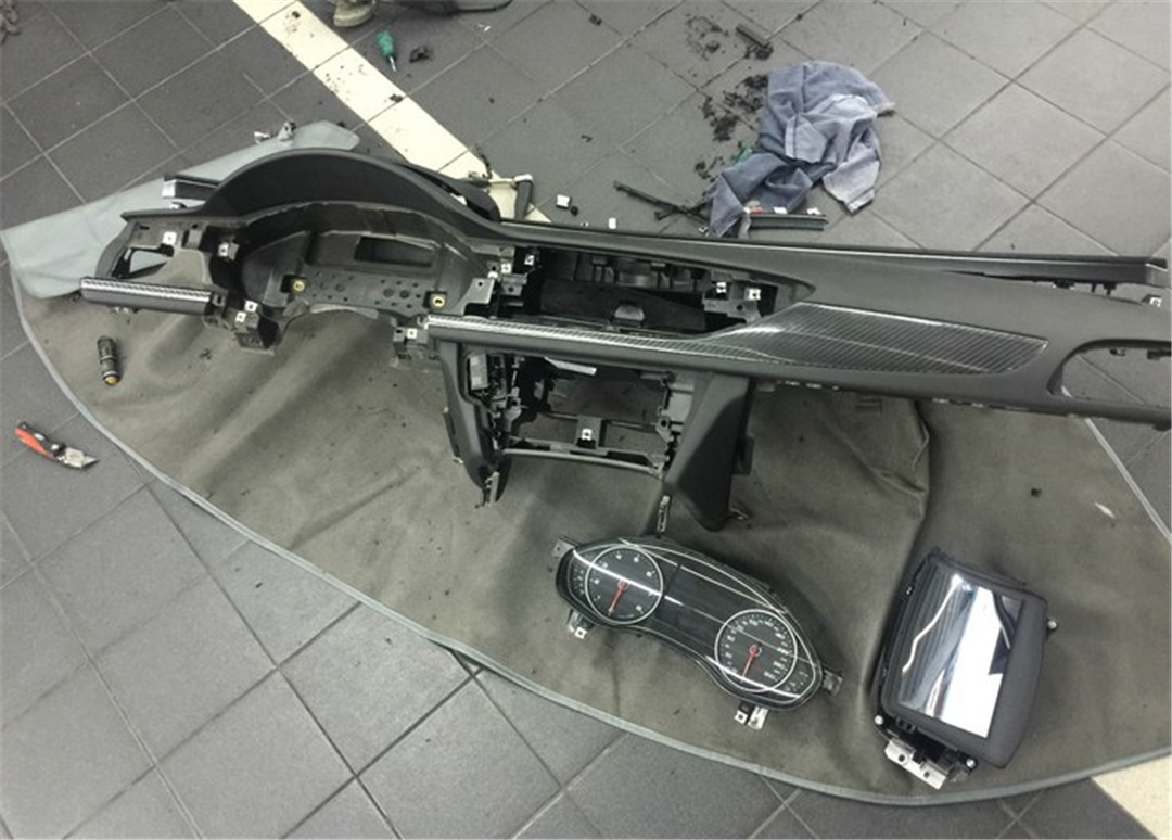 花50万改装,奥迪a6l和rs6的区别