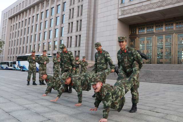 军体小游戏,军营小游戏个人竞技大全