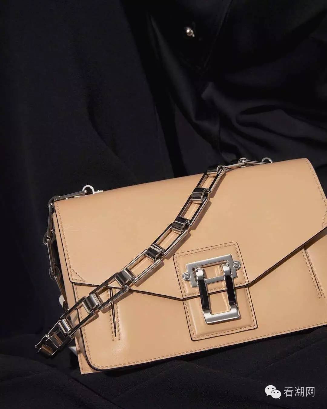 是时候来一发“简约”，治疗你内心的复杂和烦躁