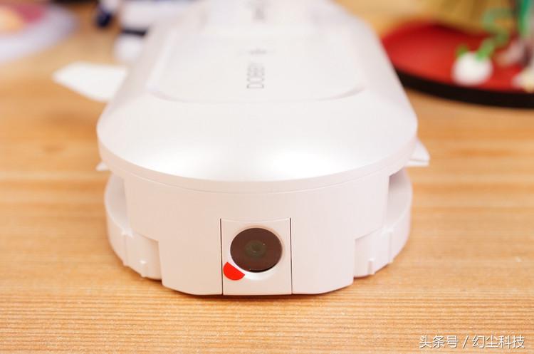 无人机可以放手上飞吗,无人机开箱视频100多块钱的无人机