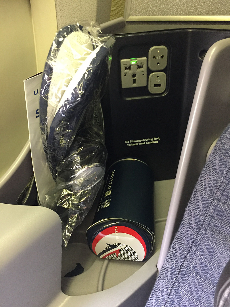 美联航头等舱：欧若拉女神眷顾之旅