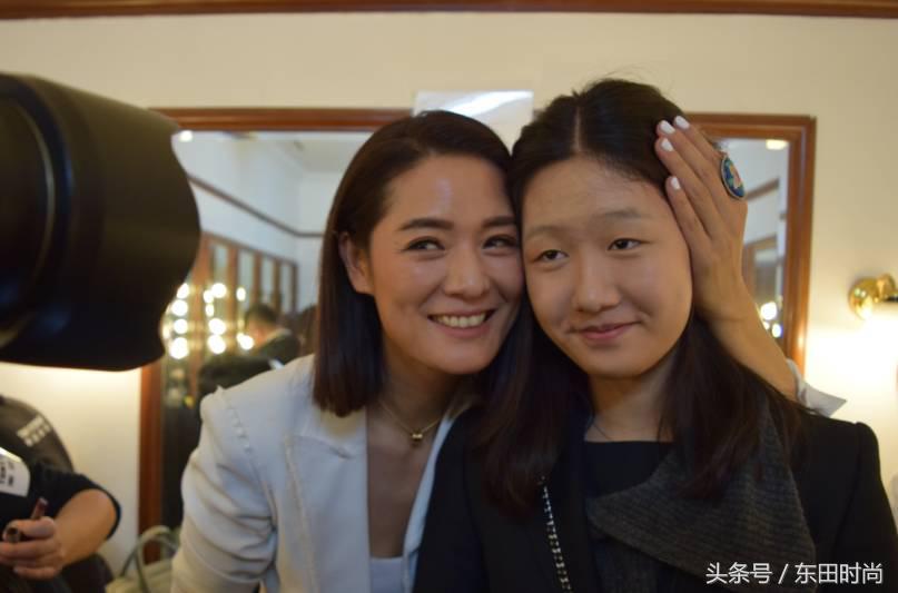 彝绣之美呼之欲出！东田造型助力马艳丽高级定制时装发布会