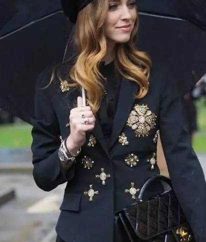 从路人到女神唱的歌,从路人到女神