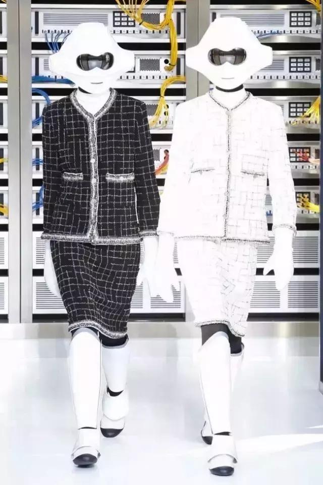 香奈儿购包圣经:经典款哪里买最便宜?