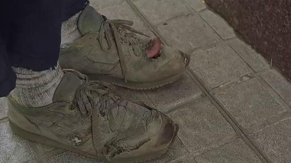 阿联脱鞋事件再起风波,易建联谈退出男篮