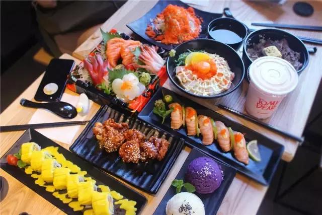 潮牌大叔开在厦门的平价日料店！吃一碗来自墨尔本の销魂牛舌饭~