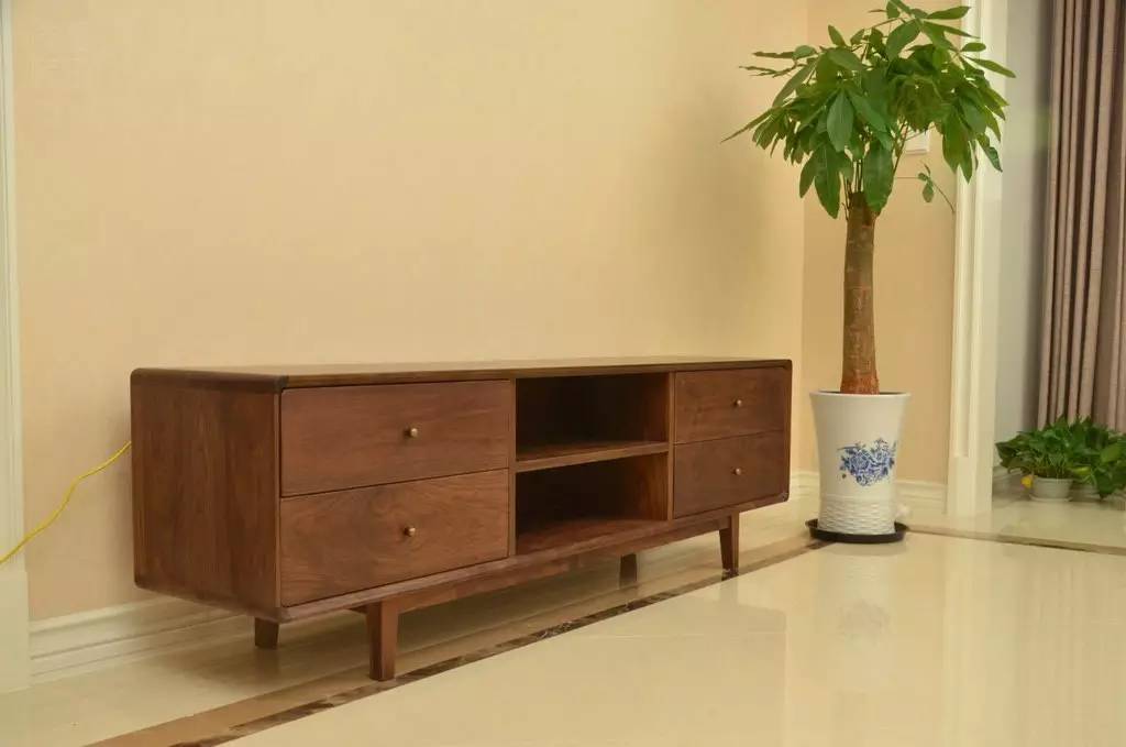 居然之家青岛市北黑胡桃木家具 (岳阳市居然之家北美黑胡桃木店)