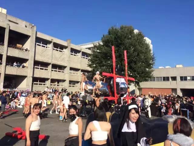 还有什么能比日本武藏野美术大学更疯狂？