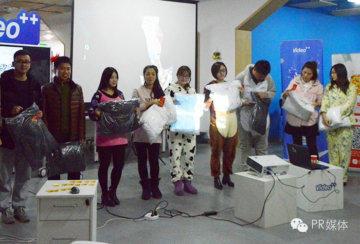 和公关总监“一起睡”的感觉，原来是这样的！