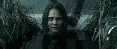 十部顶级吓人搞笑恐怖电影推荐,17部经典万圣节电影