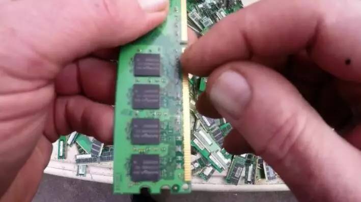 内存条能炼金子吗,内存条能熔出多少黄金