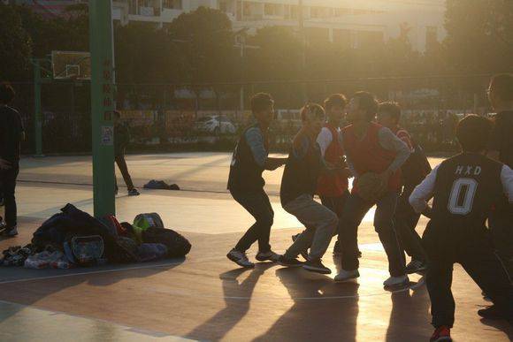 带你去旅游小孩,孩子带我去旅行