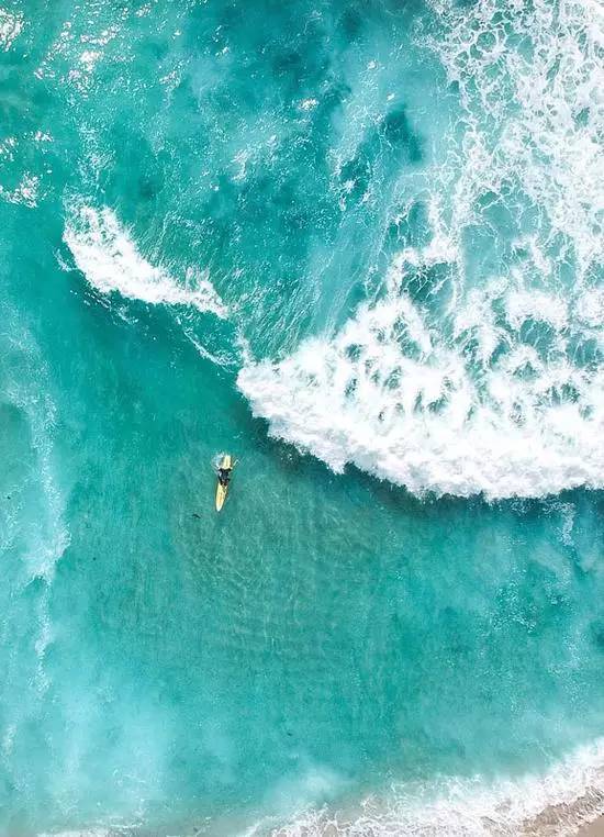 壹闻：地标里藏裸模彩绘艺术家创人体新玩法