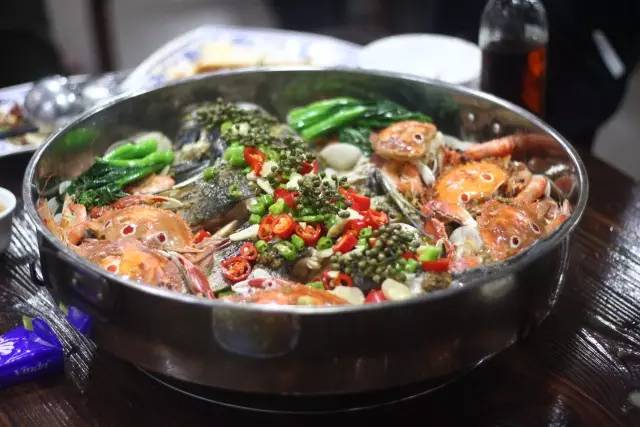 吃螃蟹的十种好处,吃螃蟹有诸多好处