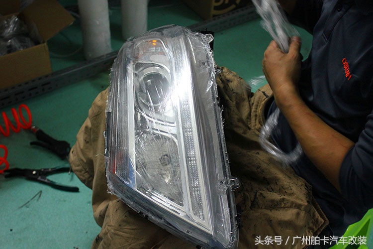 大灯改装不能直接晃远光,卤素灯泡直接换氙气灯泡可以吗