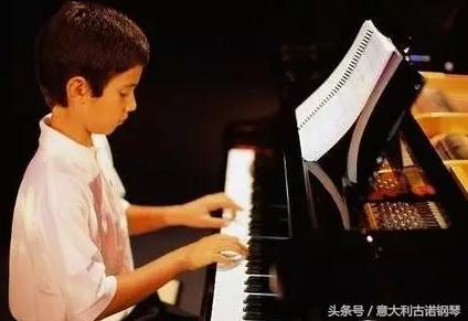 给孩子选择什么样的钢琴老师好,优秀钢琴教师特点