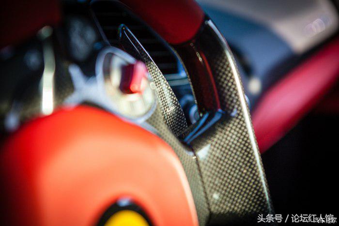 法拉利488评测重装上阵,法拉利488拆车视频