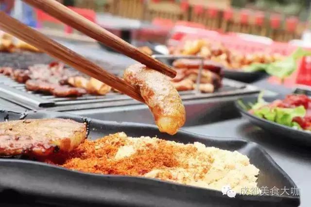 正宗西昌烧烤,喝酒吃肉看电影,关键人均才50~