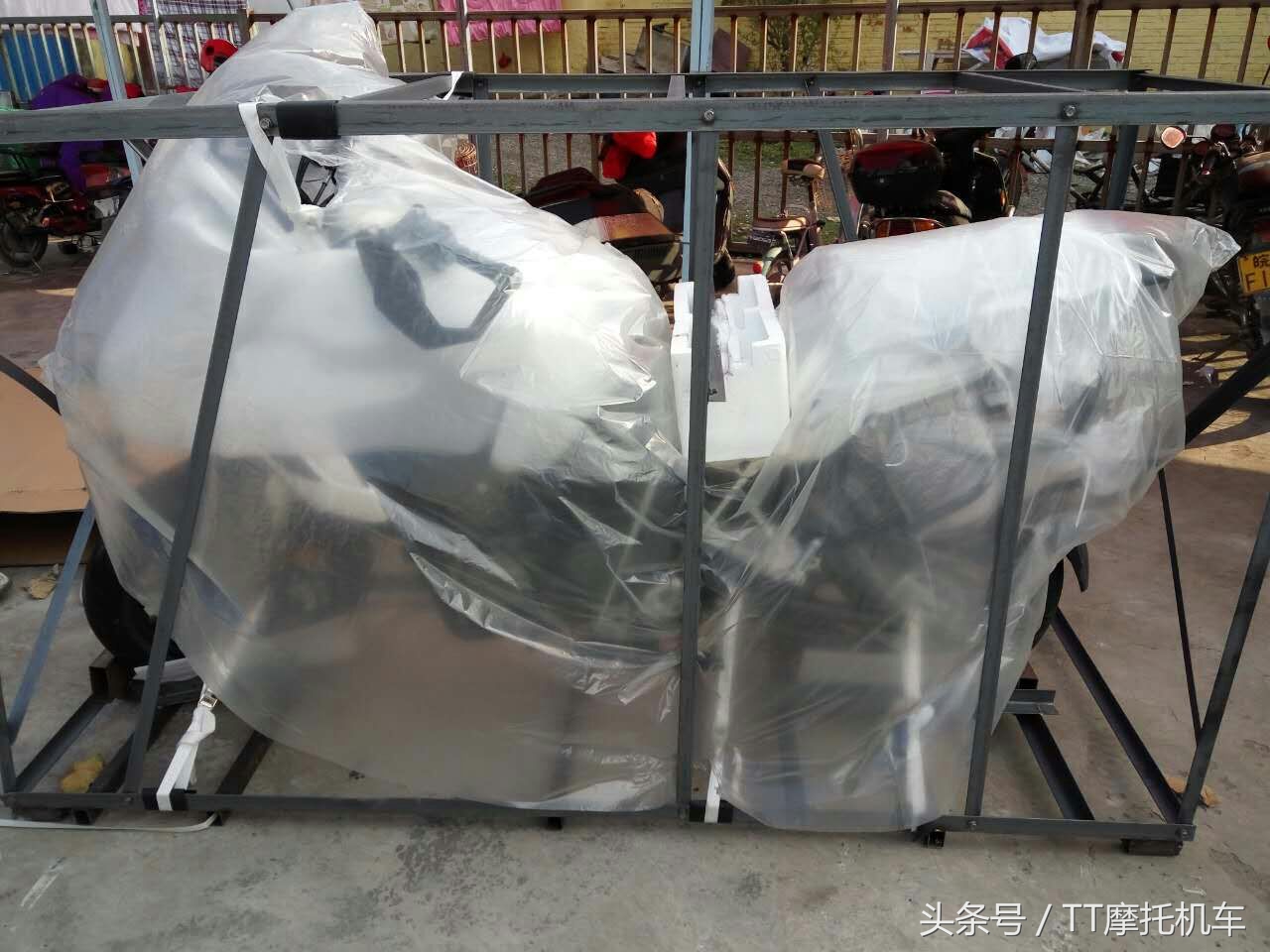 最受欢迎的街车摩托车排行榜,贝纳利金鹏502x摩旅视频最新