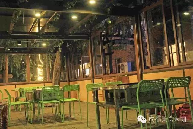 正宗西昌烧烤,喝酒吃肉看电影,关键人均才50~