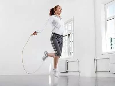 跳绳能有助于备孕吗,如何正确跳绳有助备孕