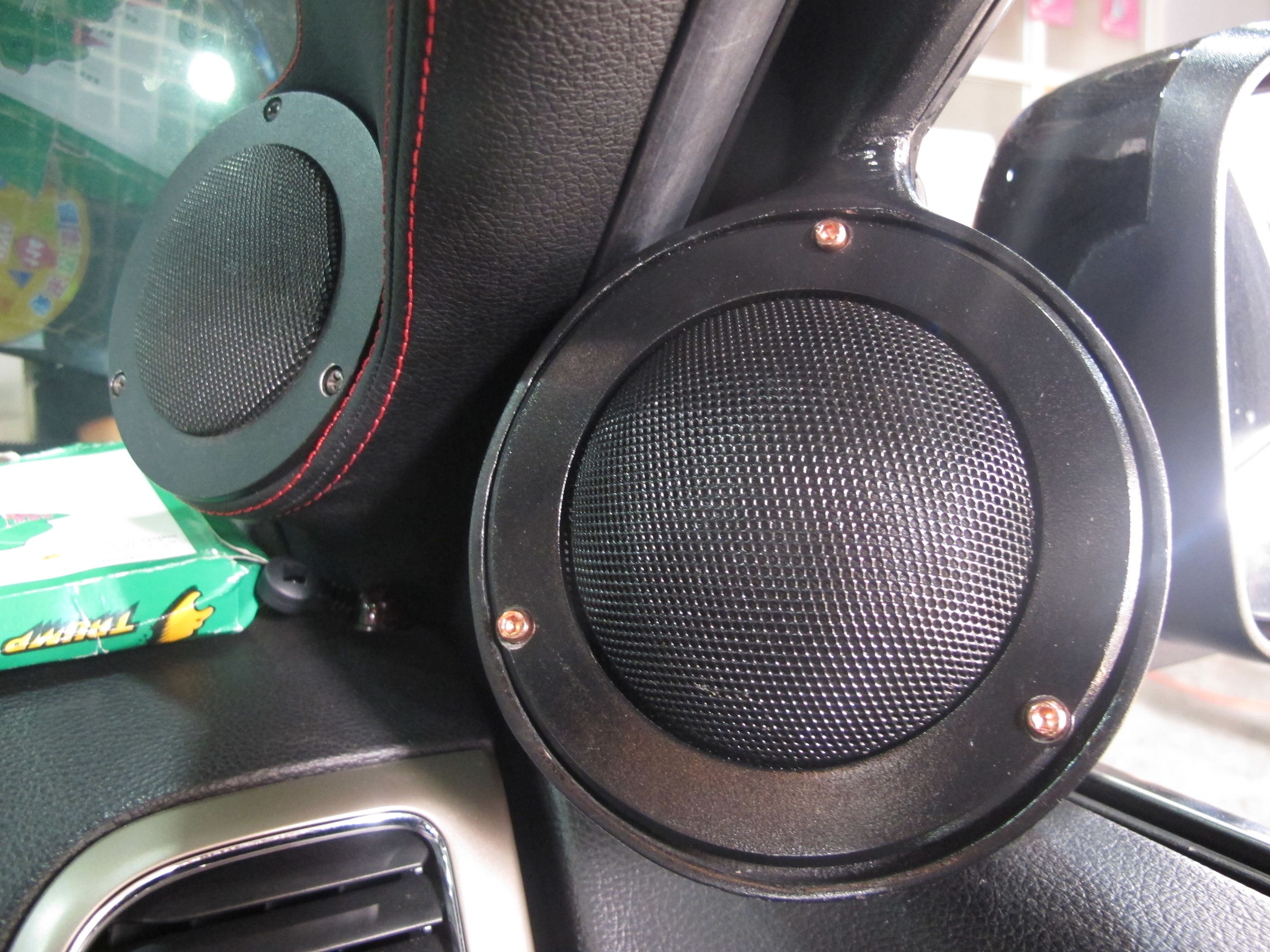 大切诺基升级丹麦丹拿342三分频，鼎沸之音，还原最真实的声音