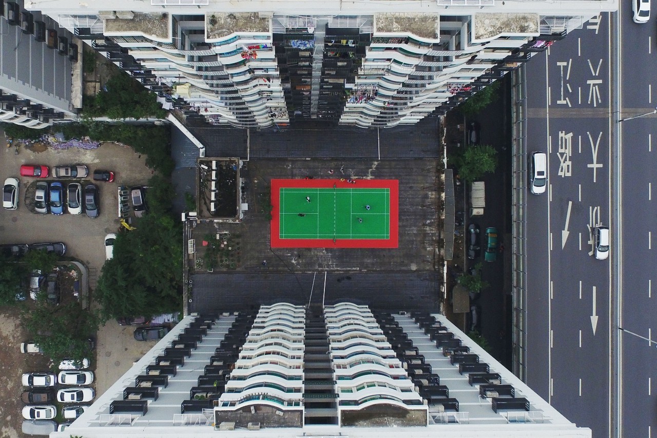 成都球迷众筹了多少钱,投资1000万建室外篮球场