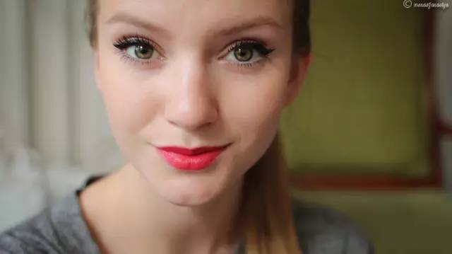 香奈儿口红三支套装试色,看了又看银珠的口红