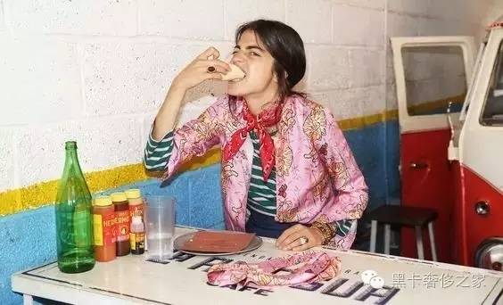 说我是“最丑博主”的人,最后还不是都来买我设计的鞋子?