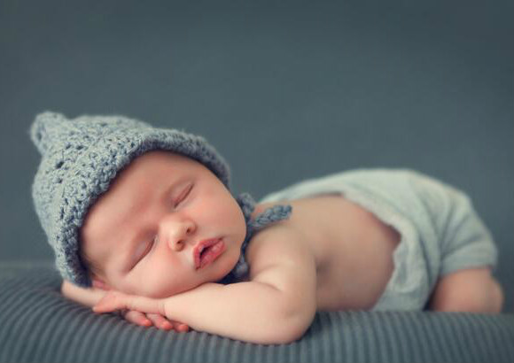 宝宝捏鼻梁变高真的吗,徒手捏高鼻梁真实案例