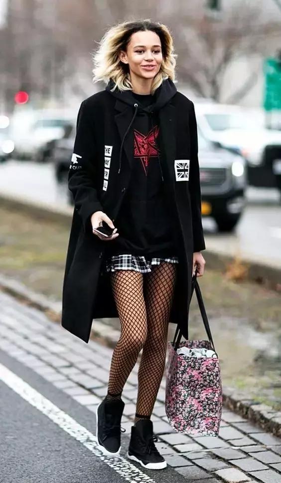 一万五的时髦,花五十块钱就能赶……然而我还是拒绝