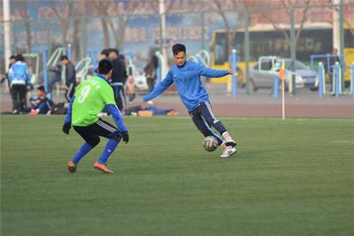 一个业余足球爱好者自我修养,作为足球运动员需要什么