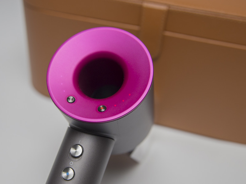 一款吹风机卖到3490元，朋友您接受吗？