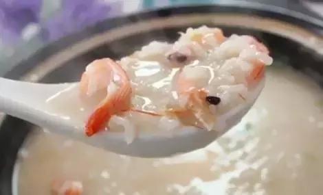 你8888元一桌的山珍海味，真不及我20块买的一碗粥！