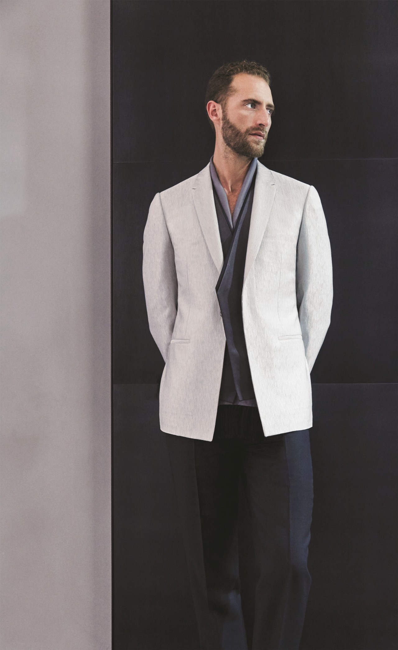 霓裳影｜还穿成衣？NoNoNo，西装还是定制的好